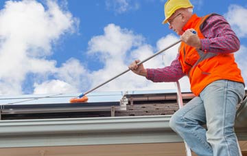 Lidsing soft wash roof cleaning